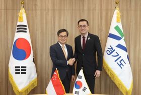 이임 앞둔 에릭 테오 주한싱가포르대사, 김동연 경기도지사 예방. ‘협력 지속’ 다짐