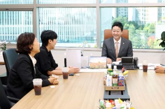 경기도의회 김진경 의장, 시흥시 이동노동자 이동 쉼터 확충 논의