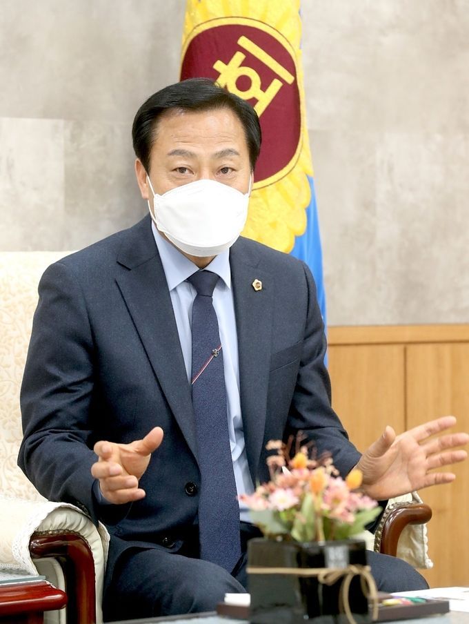 장현국 경기도의회 의장