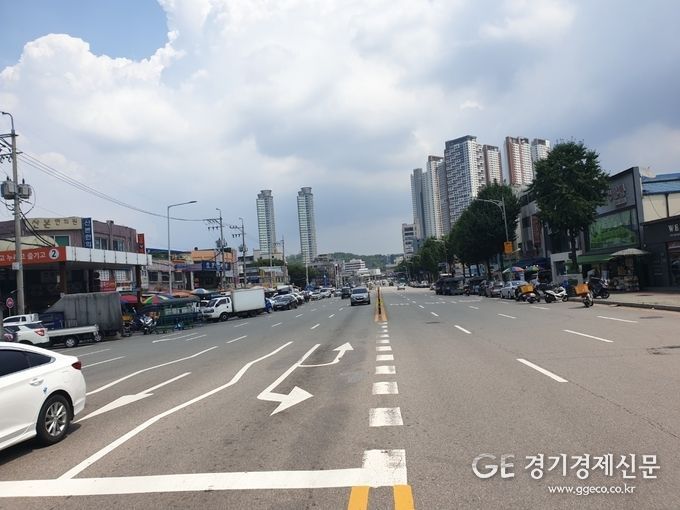 군포시 산본천 도로