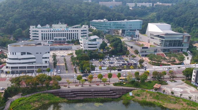 <strong>구리시청 전경</strong>