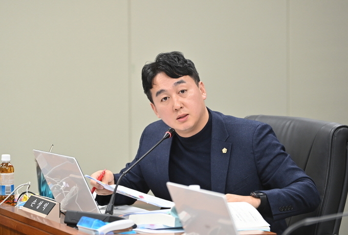 <strong>파주시의회 손성익 의원</strong>