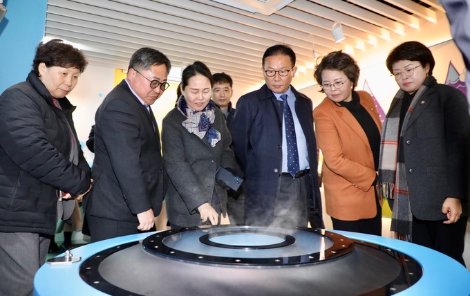 <strong>환경안전위원회(광교물홍보관)</strong>