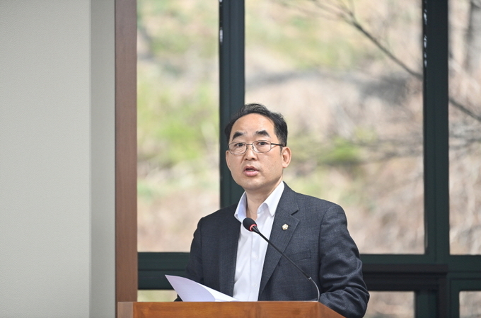 <strong>최유각 의원</strong>