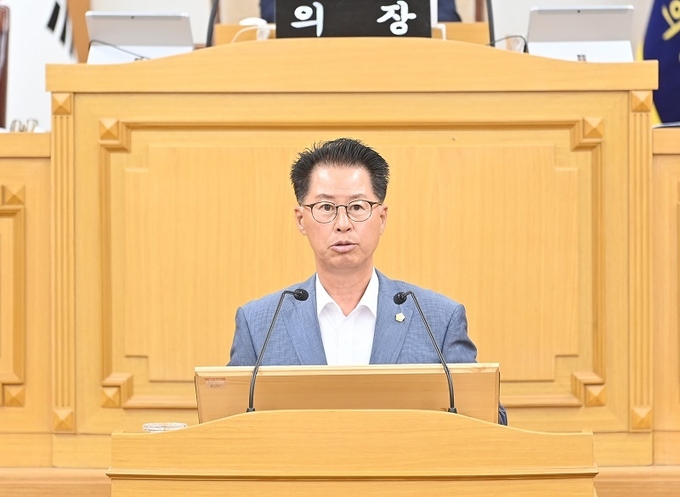<strong>파주시의회 최창호 의원 5분 자유발언 모습</strong>