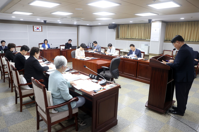 <strong>기획경제위원회 전경</strong>