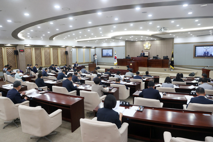 <strong>제393회 제1차 정례회 제2차 본회의 전경</strong>