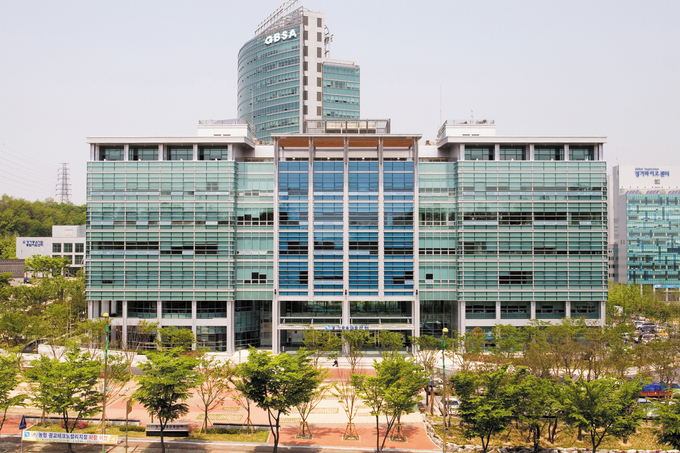경기R&DB센터 전경