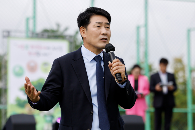 <strong>배정수 의장 축제 축사 모습</strong>