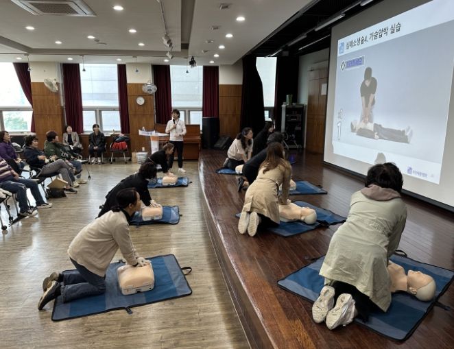 시흥시 정왕2동, 통장협의회 심폐소생술 교육 추진