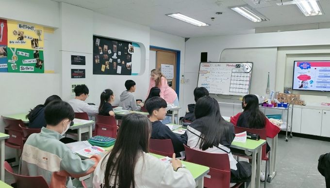수업장면 및 원어민강사-협력교사 사전협의회