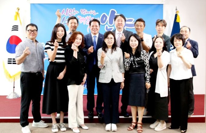 안양시, 안양시학원연합회와 ‘꿈 쑥쑥 학원비 지원사업’ 재협약