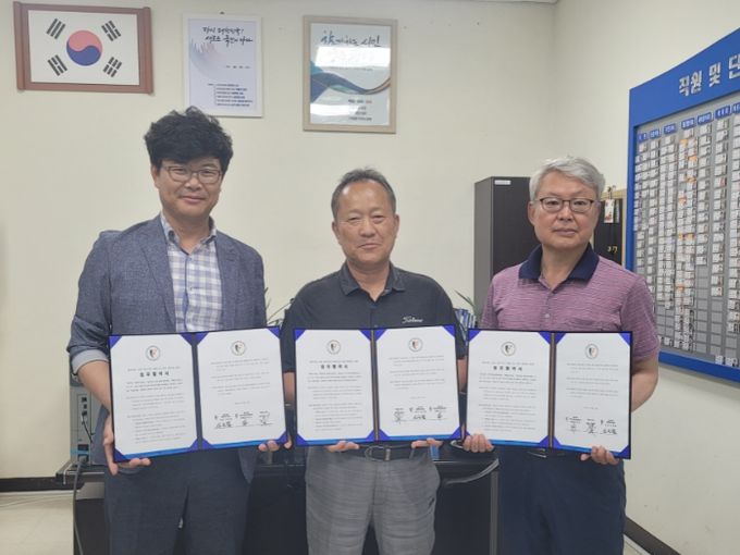 광명시 광명시 철산3동은 지난 18일 동 지역사회보장협의체, 햇빛고시원과 복지협력망 구축을 위한 협약을 체결했다.