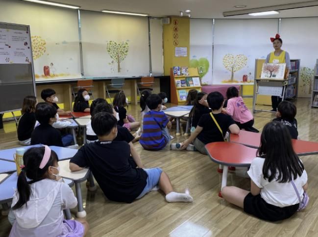 시흥시 신천도서관, 도서관을 구석구석 살펴보는 '우리 마을 도서관 탐험' 운영