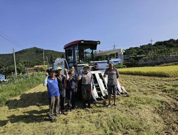안성시 원곡면, 첫 벼 베기 행사 가져