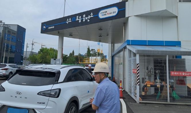 경기도, 수소충전소 점검. 압력 미달 소화기 등 28건 지적