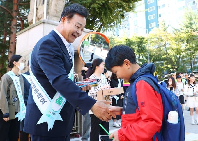 의왕시,‘아이 먼저’어린이 교통안전 캠페인 실시