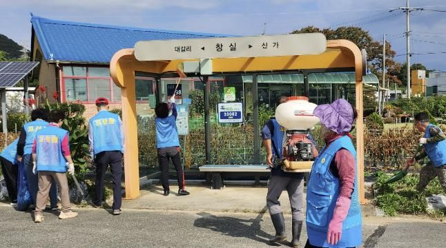 안성시 고삼면 주민자치위원회, 마을 버스정류소 지킴이 사업 실시