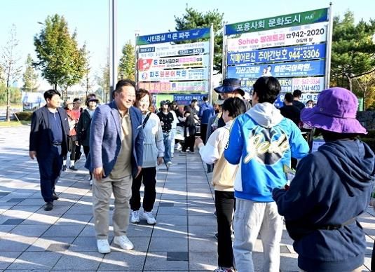 파주시 운정3동 ‘소리천 힐링 걷기대회’주민 화합의 장