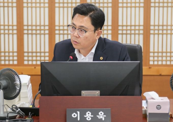 경기도의회 경제노동위원회 이용욱 의원(더불어민주당, 파주3)
