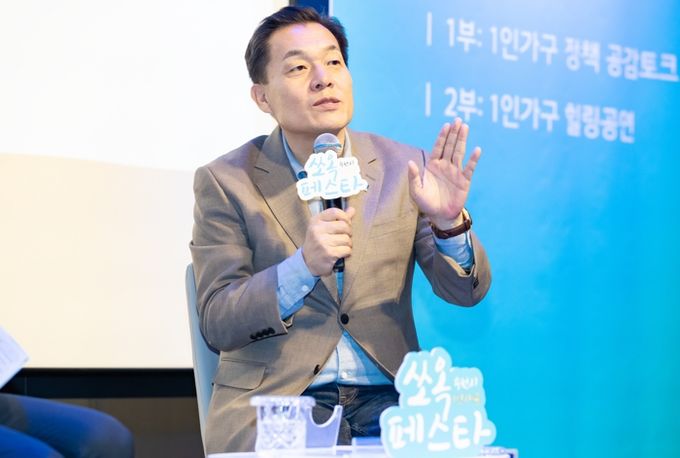 이재준 수원시장이 발언하고 있다.