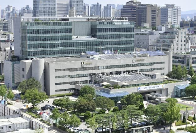 수원시청사