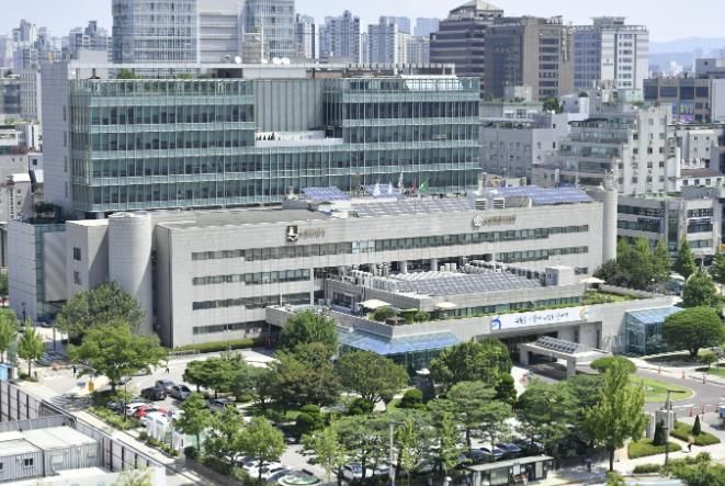 수원시청사