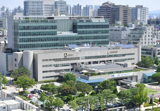 수원시청사