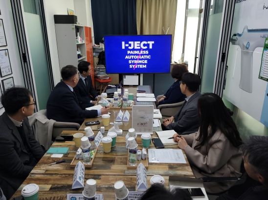 경기도, 의료기기산업 육성 위해 관련 기업 방문해 의견 수렴