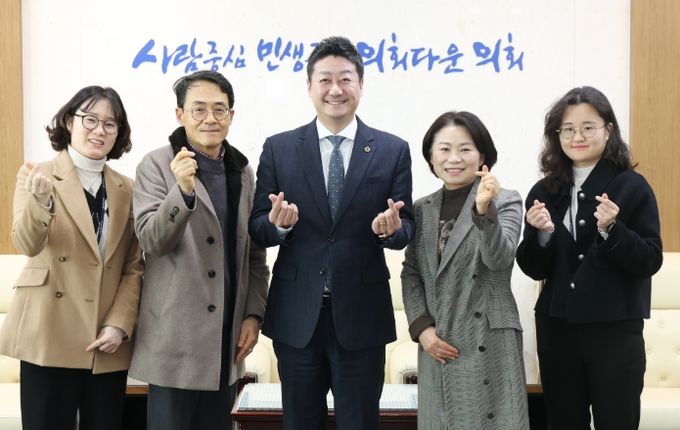 김진경 의장, 시흥 장곡 청소년 복합센터 추진 현황 점검