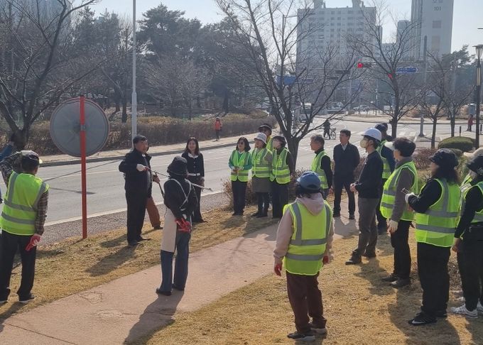 평택시, 시민과 함께 수목 가지치기 현장실습 진행