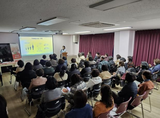 안양시 만안치매안심센터, 노인맞춤돌봄서비스 생활지원사 치매관리 역량강화 교육 실시