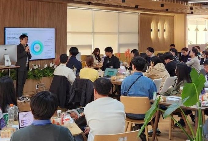 광명시는 지난 26일 전국 33개 청년센터 대표자와 관계자 57명이 참석한 가운데 '전국청년센터협의회 제1회 대표자 회의'를 개최했다.