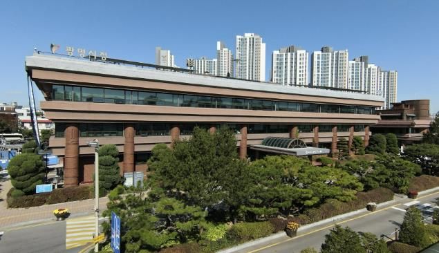 시청 전경