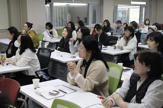 안양시 인재육성재단, ‘2025 안양시 학부모 교육강사단’ 오리엔테이션 성료