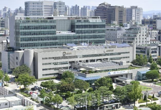 수원시청사