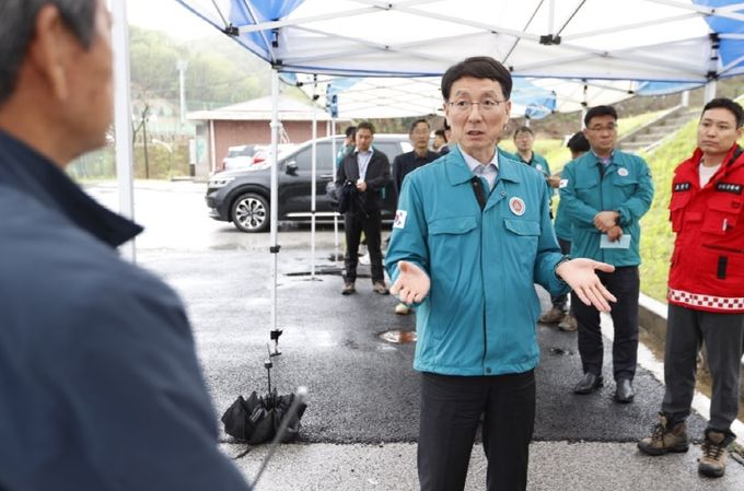 김성중 경기도 행정1부지사, 포천·파주 찾아 오폭사고·산불 등 민생 안전 점검