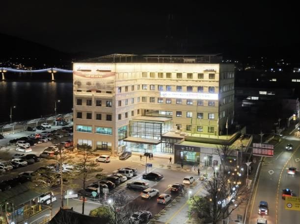 군청사