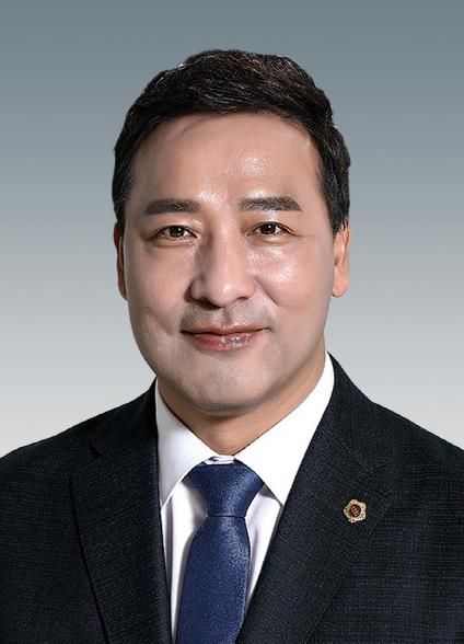 경기도의회 김용성 의원, 베를린 소녀상 철거 위기 넘겨... 뜻깊은 판결