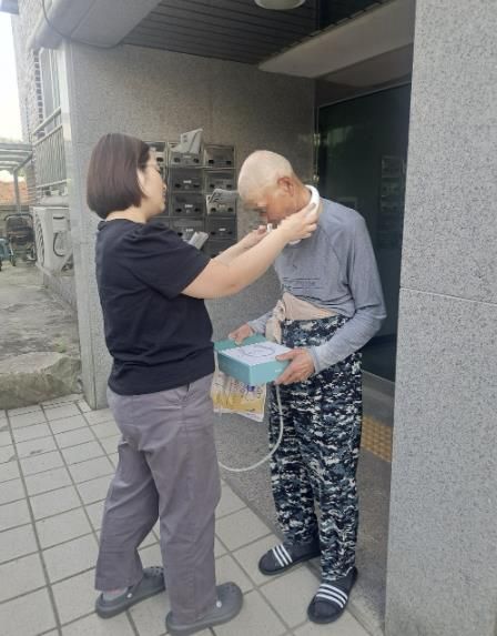 여름용품 전달 사진
