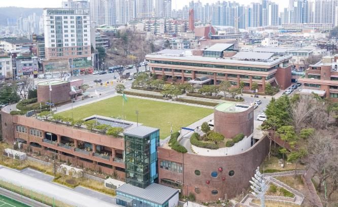 시청 전경