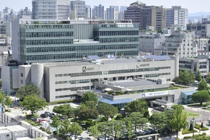 수원시청사