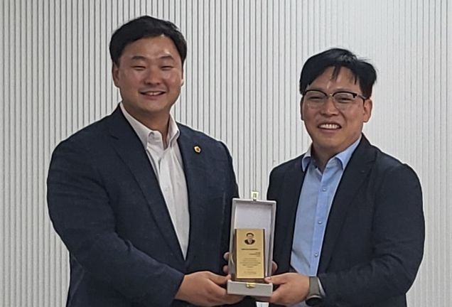 “찾아가는 기부와 복지, 고준호 경기도의원 손끝에서 현실로” 파주시사회복지협의회 감사패 증정