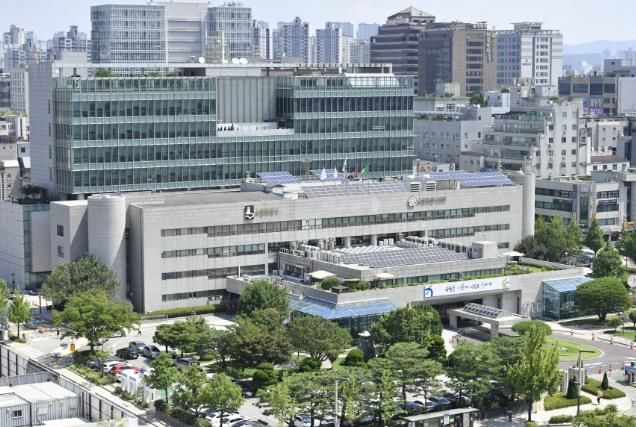 수원시청사