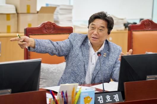 경기도의회 김호겸 의원, 조리실무사의 근로환경 개선이 학생의 인성 향상에 영향을 준다!