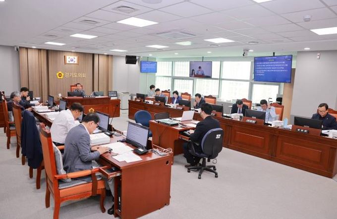 경기도의회 도시환경위원회, 제384회 정례회 1차회의 개최, 추경예산안 등 심사 시작