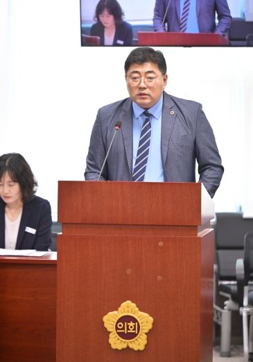 경기도의회 여성가족평생교육위원회 김진명 의원(더불어민주당, 성남6)