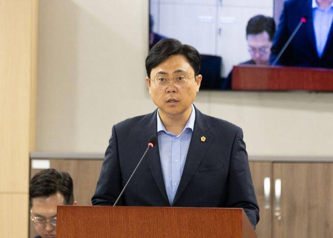 경기도의회 경제노동위원회 이용욱 의원(더불어민주당, 파주3)