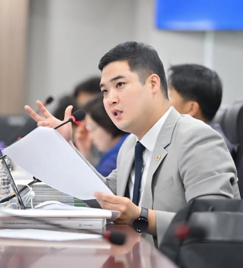 경기도의회 최민 의원, 경기도교육청 2025년 1차 추경서 '정책구매제 통합플랫폼 운영' 사업 '원안 반영' 촉구