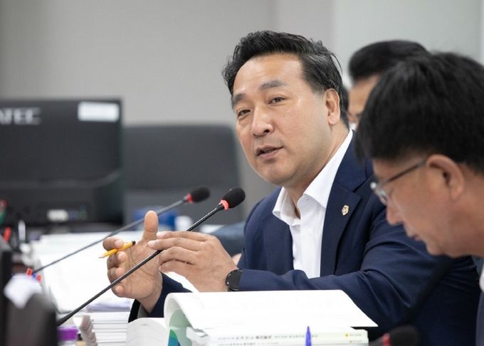 경기도의회 경기도청예산결산특별위원회 김용성 의원(더불어민주당, 광명4)